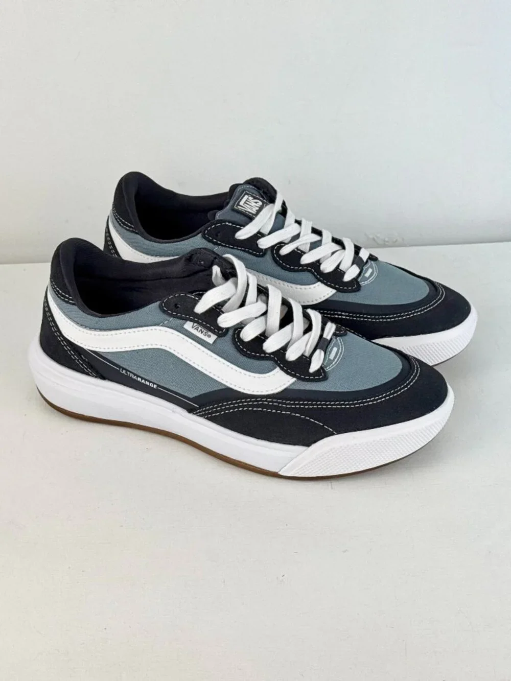 Men's 10 - VANS MTE Ultrarange 2.0 SE Sneaker - Nine Iron